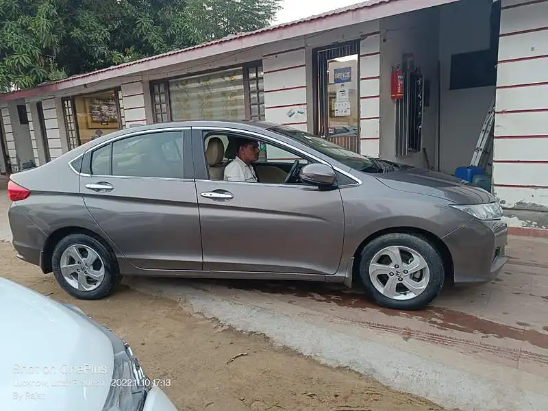 Second Hand Honda City [2014-2017] VX Diesel in Lucknow