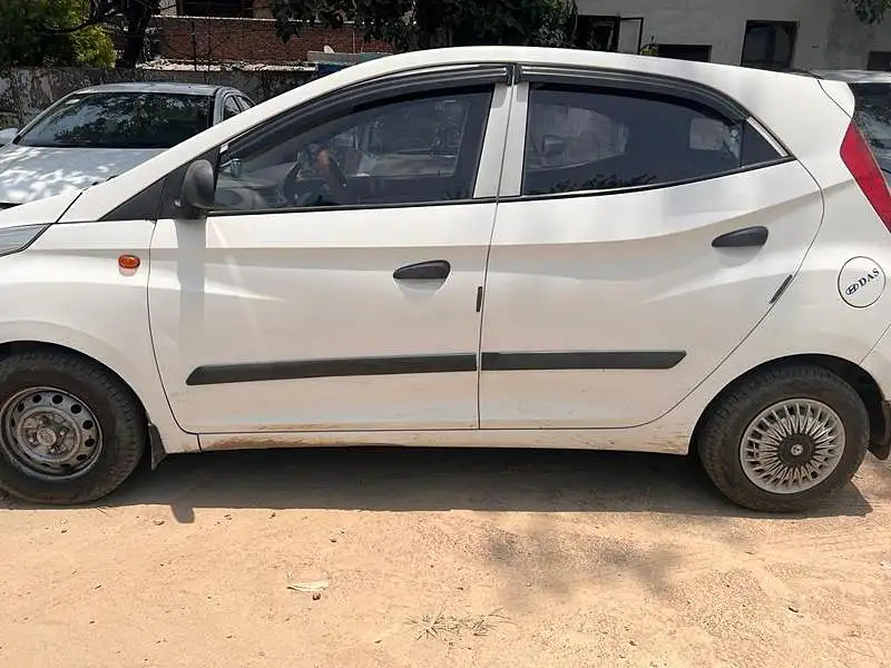 Second Hand Hyundai Eon Era + in Dehradun