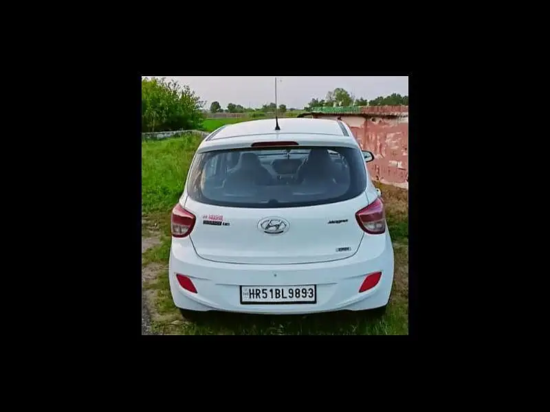 Second Hand Hyundai Grand i10 Magna U2 1.2 CRDi in Bulandshahar