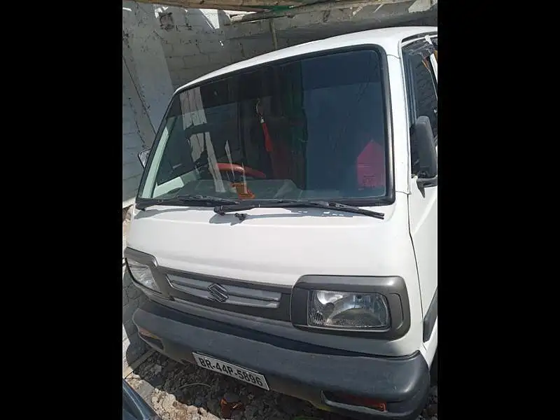 Second Hand Maruti Suzuki Omni 5 STR BS-IV in Patna