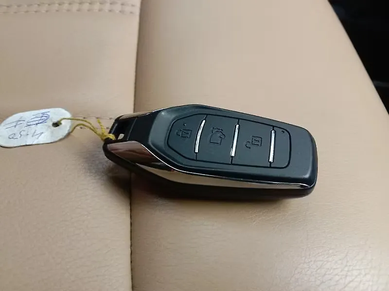Second Hand Mahindra XUV500 W7 [2018-2020] in Navi Mumbai
