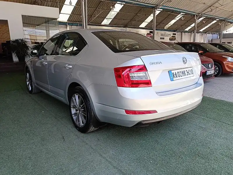 Second Hand Skoda Octavia [2017-2021] 1.8 TSI Style Plus AT [2017] in Bangalore