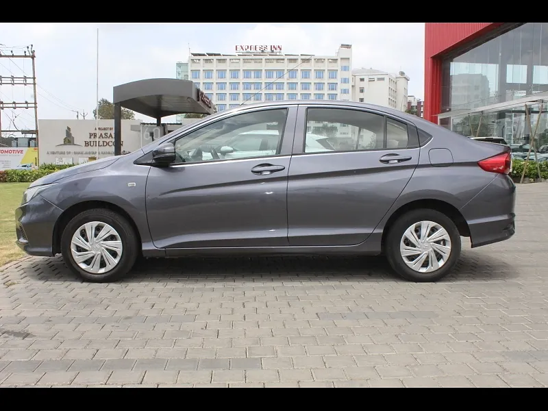 Used Honda City 4th Generation S Petrol in Nashik