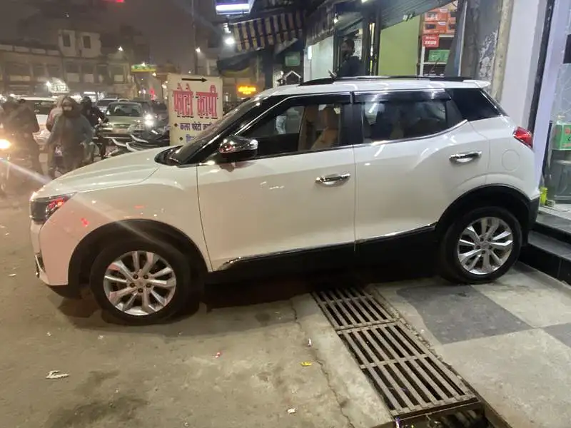 Second Hand Mahindra XUV300 1.5 W6 [2019-2020] in Lucknow