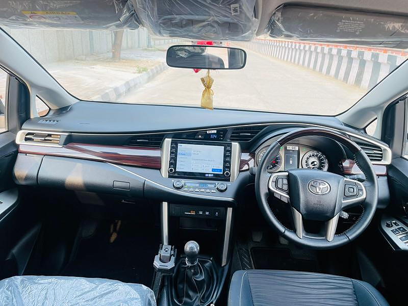 Second Hand Toyota Innova Crysta [2016-2020] 2.7 VX 7 STR [2016-2020] in Delhi