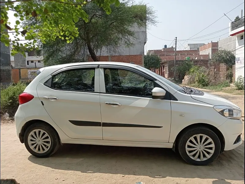 Used Tata Tiago [2016-2020] Revotron XT [2016-2019] in Lucknow