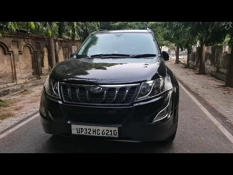 Second Hand Mahindra XUV500 [2015-2018] W10 1.99 in Lucknow