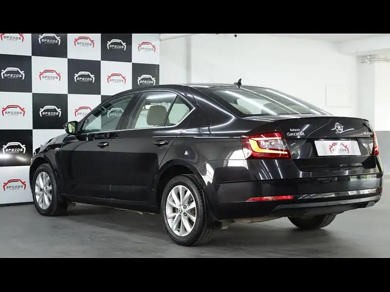 Second Hand Skoda Octavia [2017-2021] 1.8 TSI L&K in Hyderabad