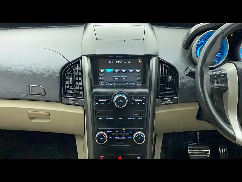 Second Hand Mahindra XUV500 [2015-2018] W10 AT in Mumbai