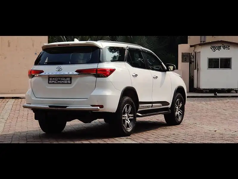 Used Toyota Fortuner [2016-2021] 2.8 4x2 MT [2016-2020] in Lucknow