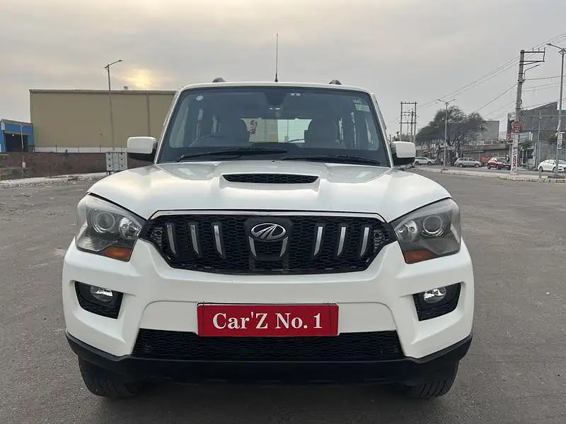 Mahindra Scorpio S10 2WD Intelli-Hybrid