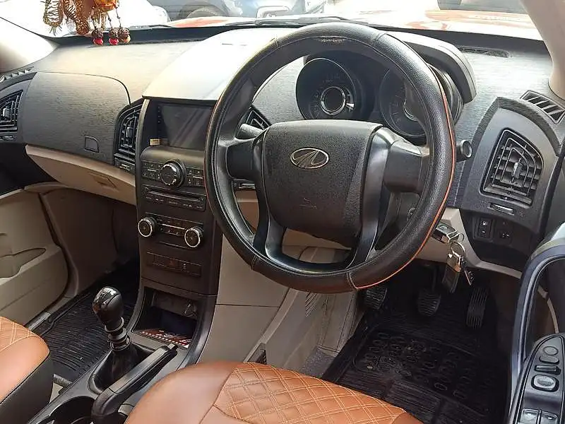 Second Hand Mahindra XUV500 [2015-2018] W4 [2015-2016] in Kolkata