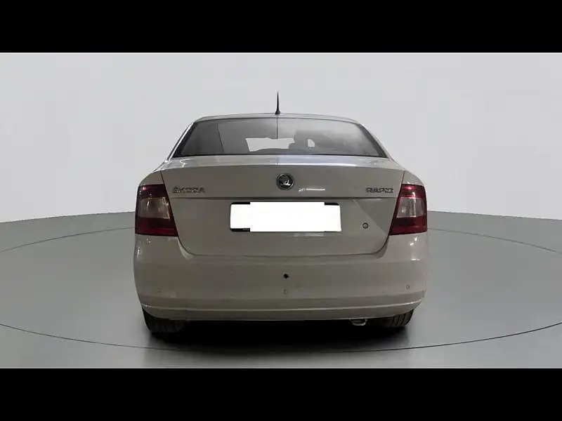 Second Hand Skoda Rapid [2015-2016] 1.5 TDI CR Style Plus AT in Jaipur