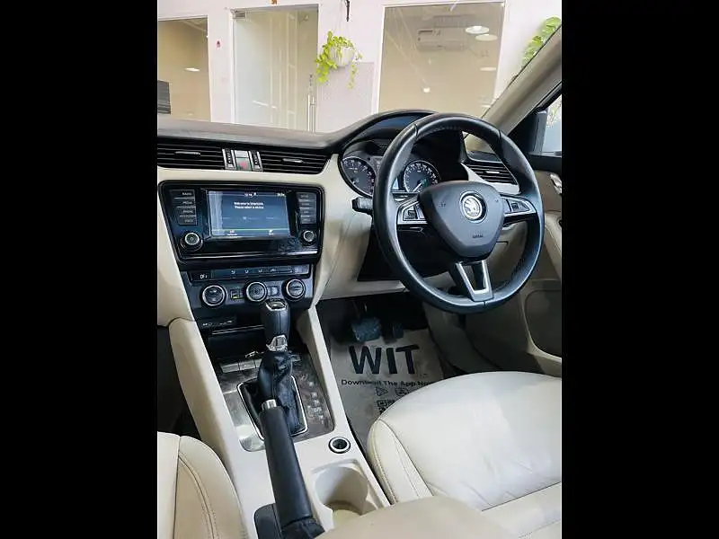 Second Hand Skoda Octavia [2017-2021] 2.0 TDI CR Style Plus AT [2017] in Hyderabad
