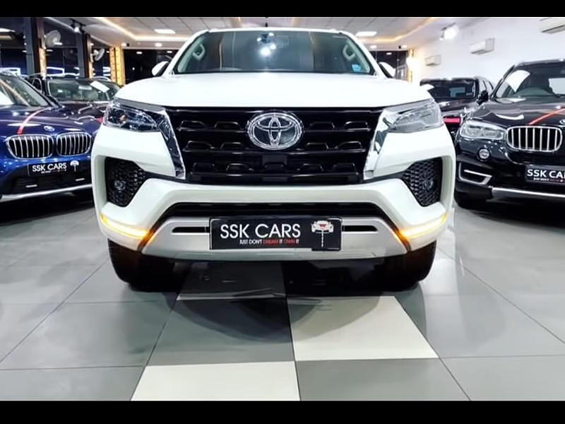 Second Hand Toyota Fortuner [2016-2021] 2.8 4x4 MT [2016-2020] in Lucknow