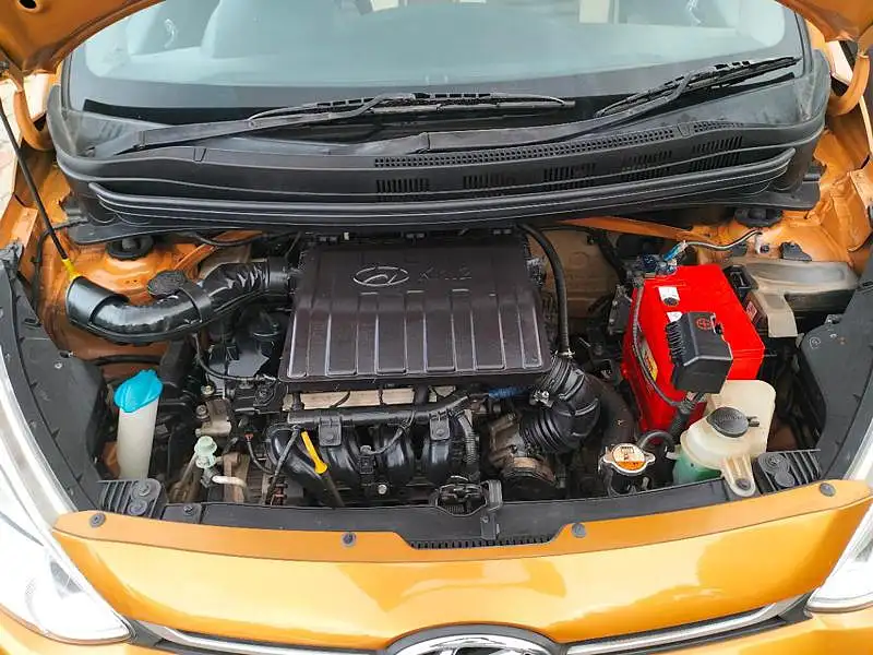 Second Hand Hyundai Grand i10 Sportz (O) 1.2 Kappa VTVT [2017-2018] in Bangalore