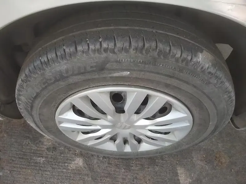 Second Hand Maruti Suzuki Dzire [2017-2020] VXi AMT in Pune