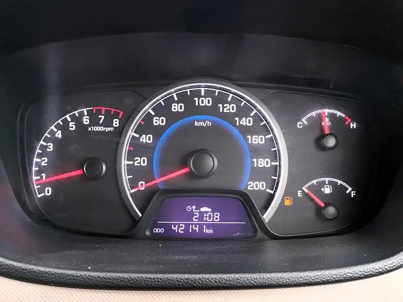 Second Hand Hyundai Grand i10 Sportz (O) 1.2 Kappa VTVT [2017-2018] in Bangalore