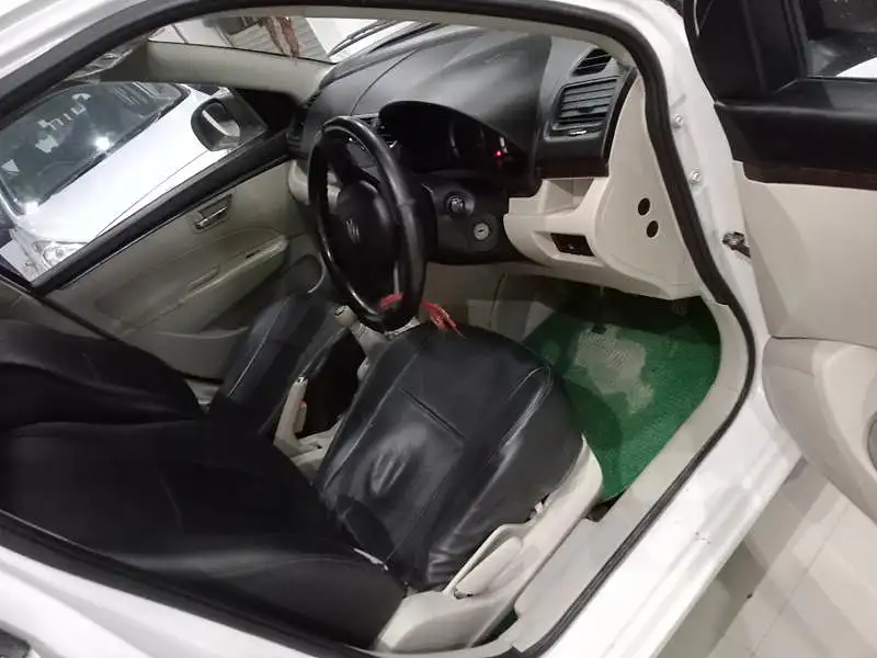 Second Hand Maruti Suzuki Swift DZire [2011-2015] VXI in Lucknow