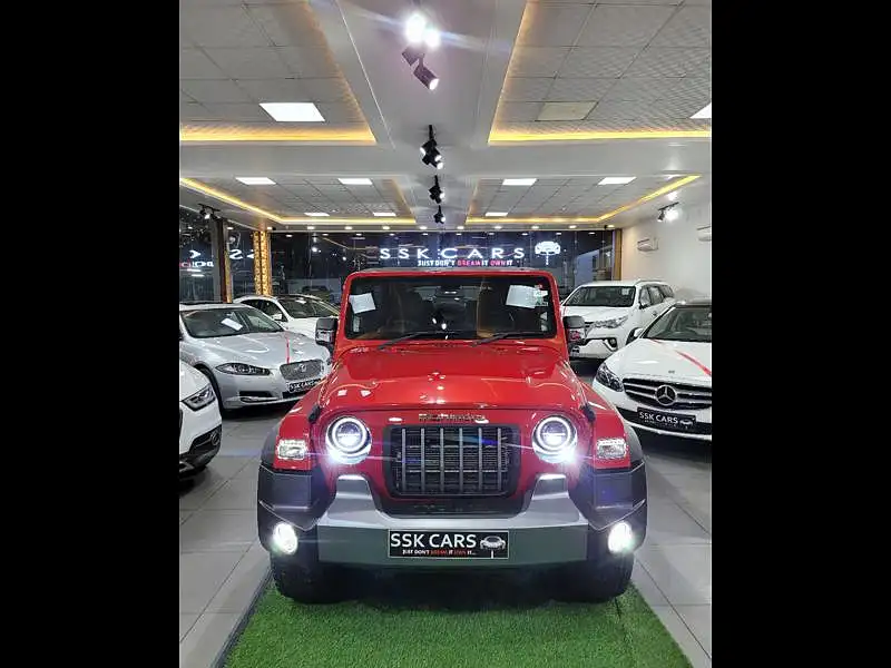 Second Hand Mahindra Thar LX Convertible Petrol AT in Lucknow