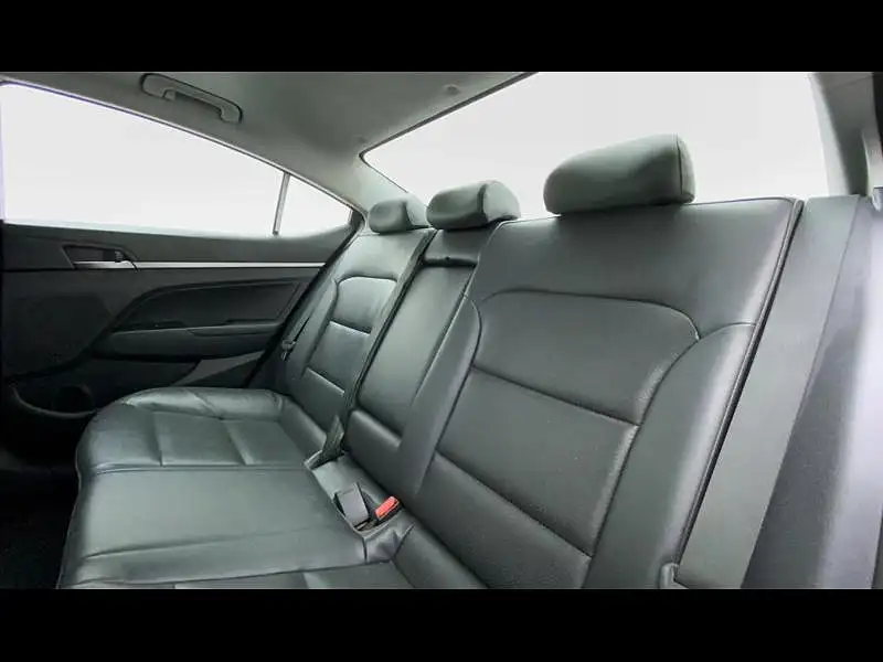 Second Hand Hyundai Elantra [2016-2019] 2.0 SX (O) AT in Mumbai