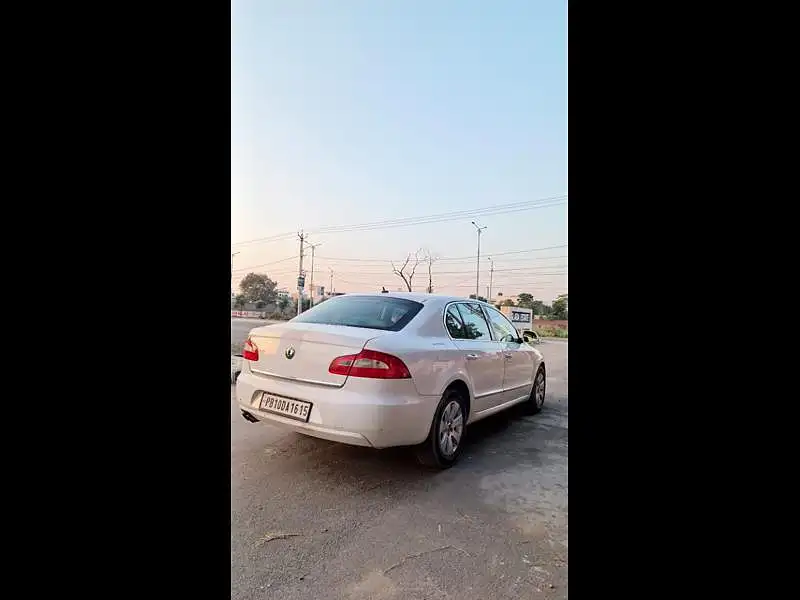 Second Hand Skoda Superb [2009-2014] Elegance 2.0 TDI CR AT in Ludhiana