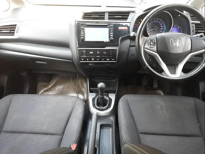 Second Hand Honda Jazz [2015-2018] VX Petrol in Mumbai