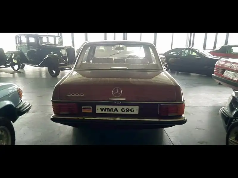 Second Hand Mercedes-Benz E-Class [1998-2002] 200 D in Dehradun