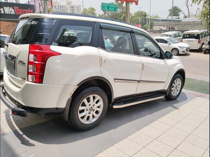 Second Hand Mahindra XUV500 [2015-2018] W10 1.99 in Lucknow