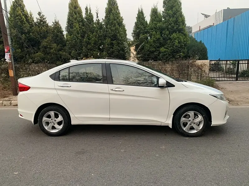 Second Hand Honda City [2014-2017] VX (O) MT Diesel in Chandigarh