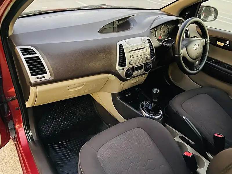 Second Hand Hyundai i20 [2010-2012] Magna 1.2 in Delhi