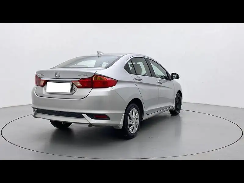 Second Hand Honda City SV Diesel in Rajkot