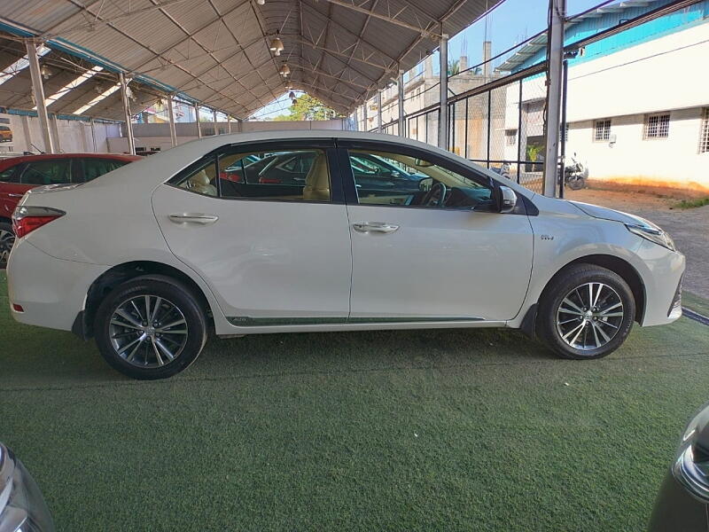 Second Hand Toyota Corolla Altis [2014-2017] VL AT Petrol in Bangalore
