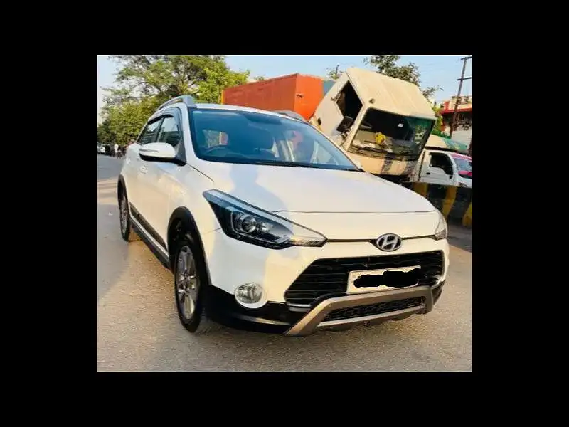 Second Hand Hyundai i20 Active [2015-2018] 1.4 SX in Agra