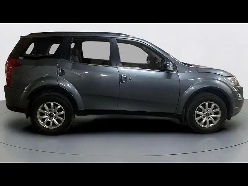 Second Hand Mahindra XUV500 [2015-2018] W10 AT 1.99 in Zirakpur