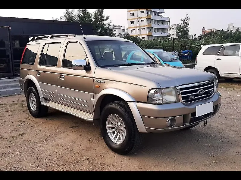 Used 2005 Ford Endeavour [20032007] XLT 4X4 (D2205914) for sale in