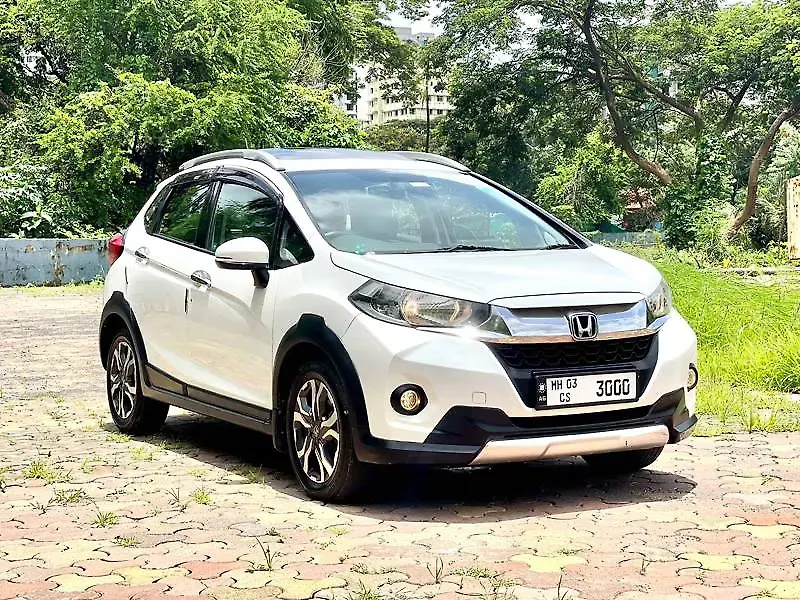 Used 17 Honda Wr V 17 Vx Mt Diesel For Sale In Mumbai At Rs 8 25 000 Carwale
