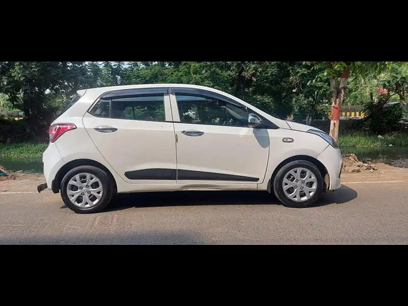 Second Hand Hyundai Grand i10 [2013-2017] Magna 1.2 Kappa VTVT [2013-2016] in Patna