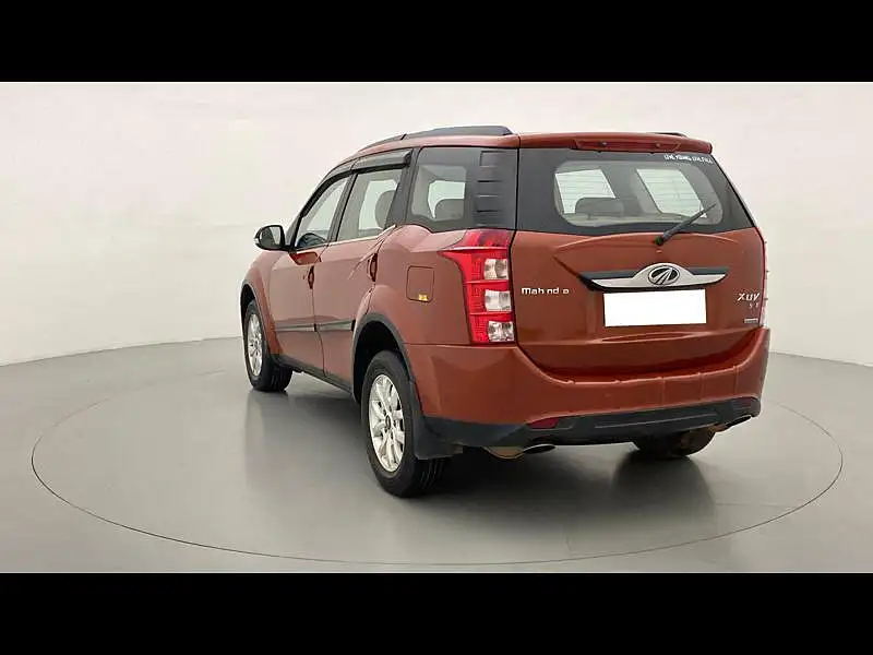 Second Hand Mahindra XUV500 [2015-2018] W10 AT in Bangalore