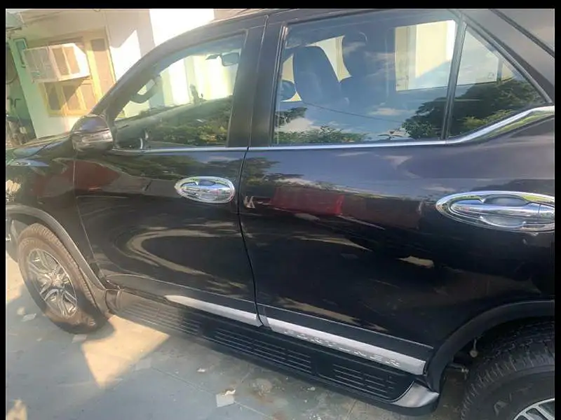 Second Hand Toyota Fortuner [2016-2021] 2.8 4x2 MT [2016-2020] in Lucknow