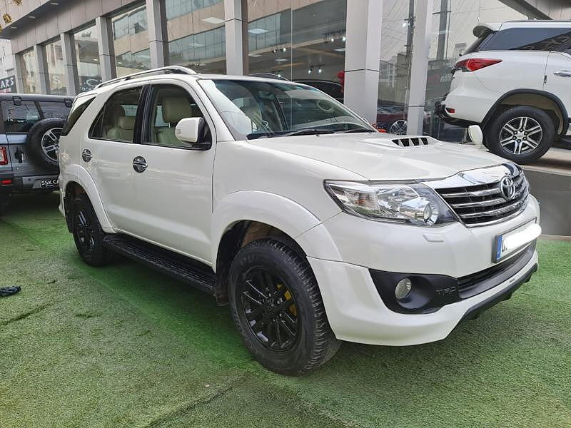 Second Hand Toyota Fortuner [2012-2016] 2.5 Sportivo 4x2 MT in Lucknow