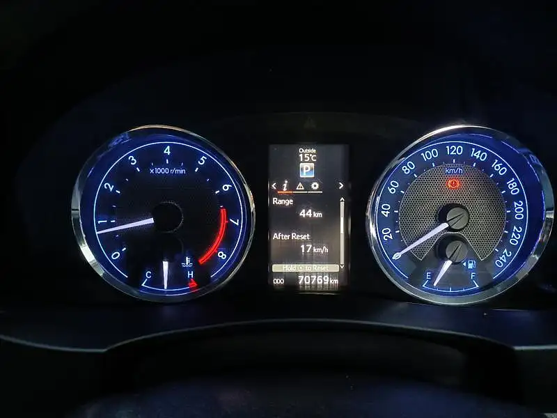 Second Hand Toyota Corolla Altis [2014-2017] GL Petrol in Delhi