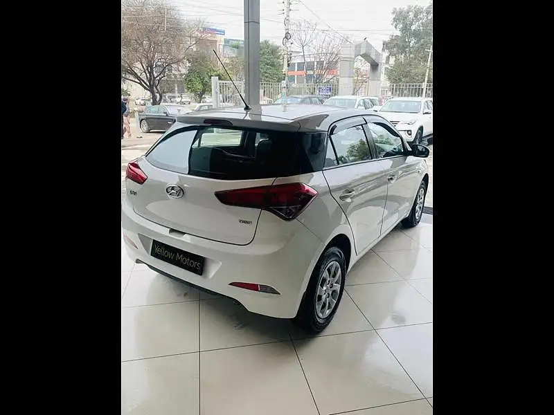 Second Hand Hyundai Elite i20 [2017-2018] Magna Executive 1.4 CRDI in Jalandhar