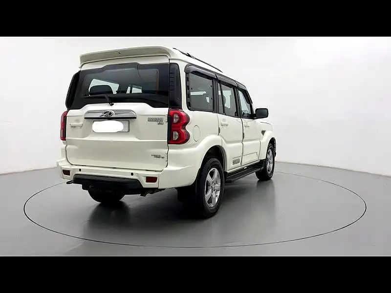 Second Hand Mahindra Scorpio 2021 S11 4WD 7 STR in Ahmedabad
