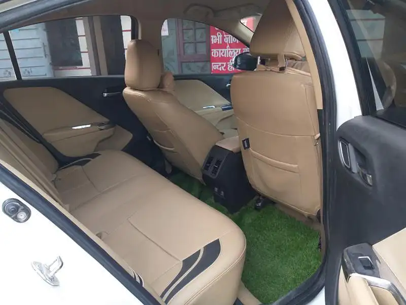 Second Hand Honda City [2014-2017] V Diesel in Lucknow
