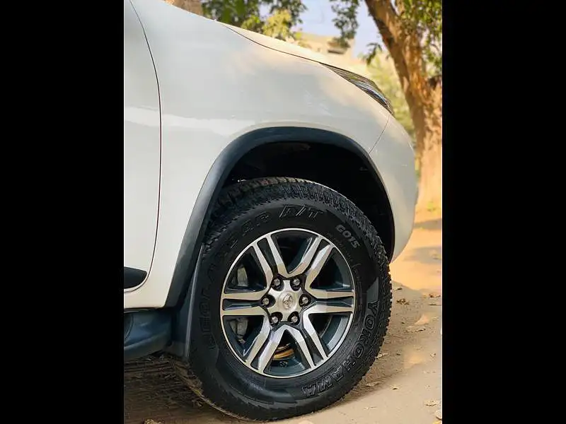 Second Hand Toyota Fortuner [2016-2021] 2.8 4x2 AT [2016-2020] in Mohali
