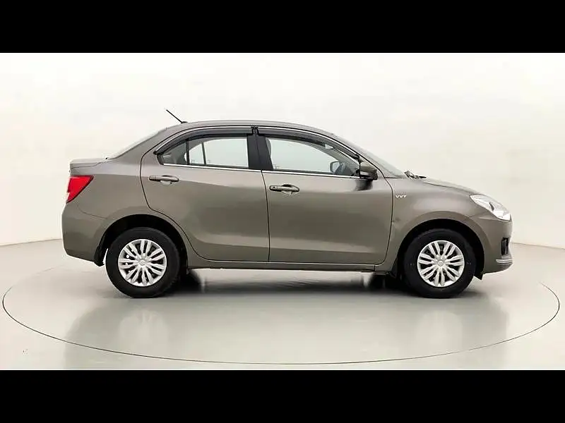 Second Hand Maruti Suzuki Dzire [2017-2020] VXi AMT in Bangalore
