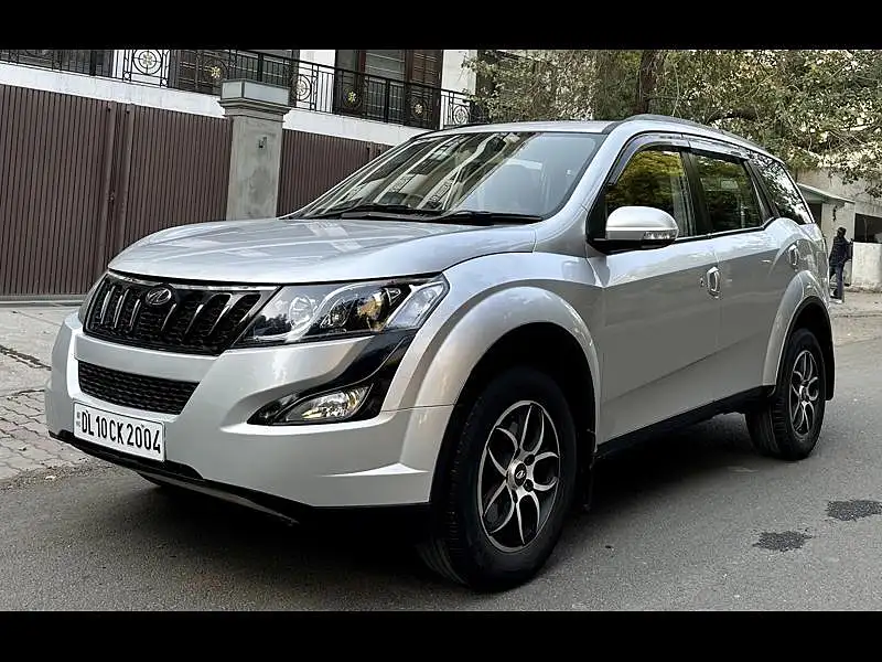 Second Hand Mahindra XUV500 [2015-2018] W6 in Delhi