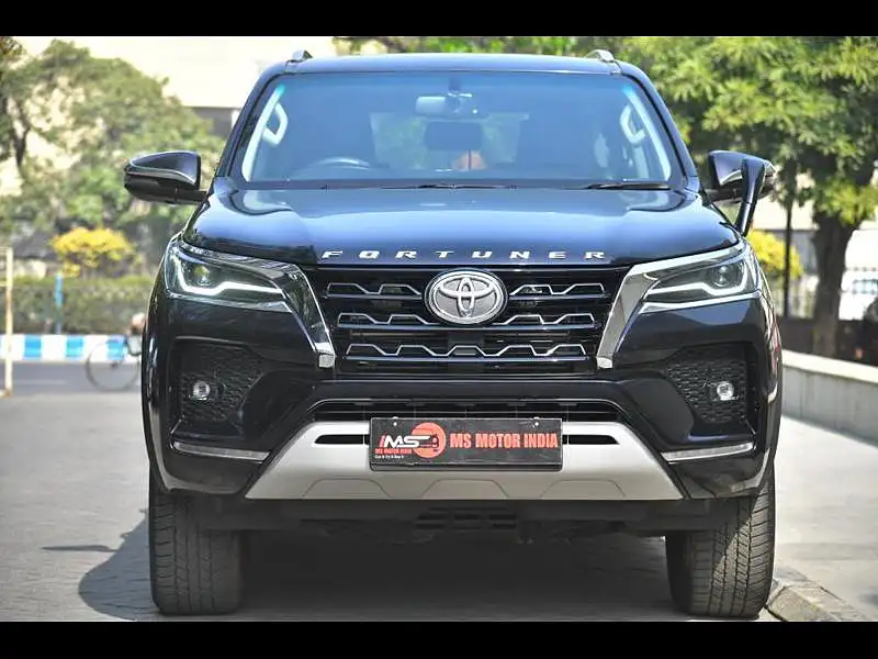 Second Hand Toyota Fortuner 4X4 MT 2.8 Diesel in Kolkata