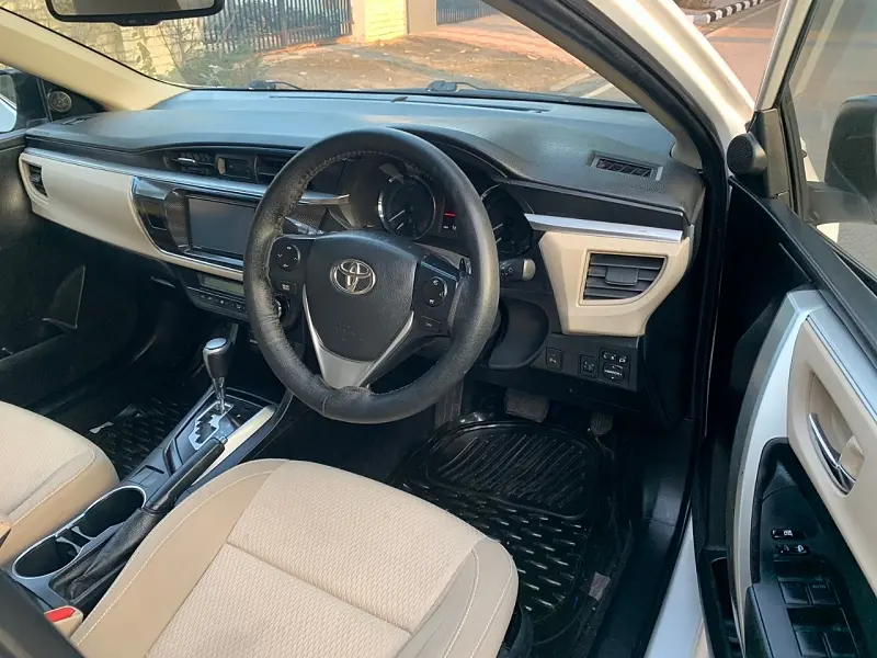 Second Hand Toyota Corolla Altis [2014-2017] G AT Petrol in Chandigarh